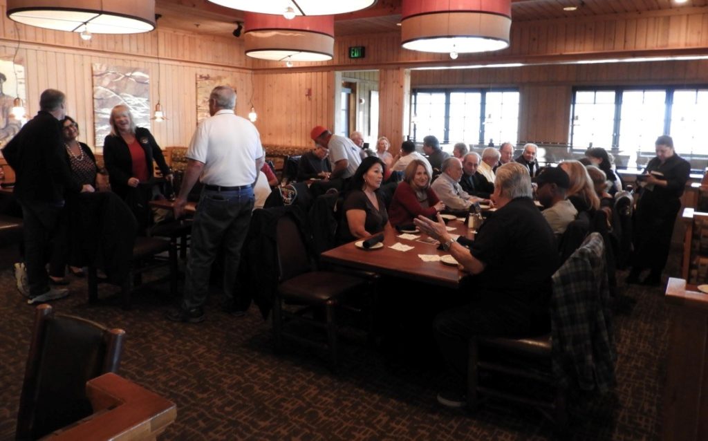 Champagne Valentine Brunch Claim Jumper Santa Clarita Valley